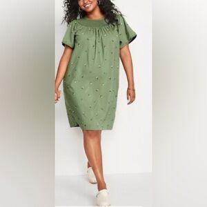 Old Navy Olive Green Floral Smocked Embroidered Shift Dress Short Sleeve XL